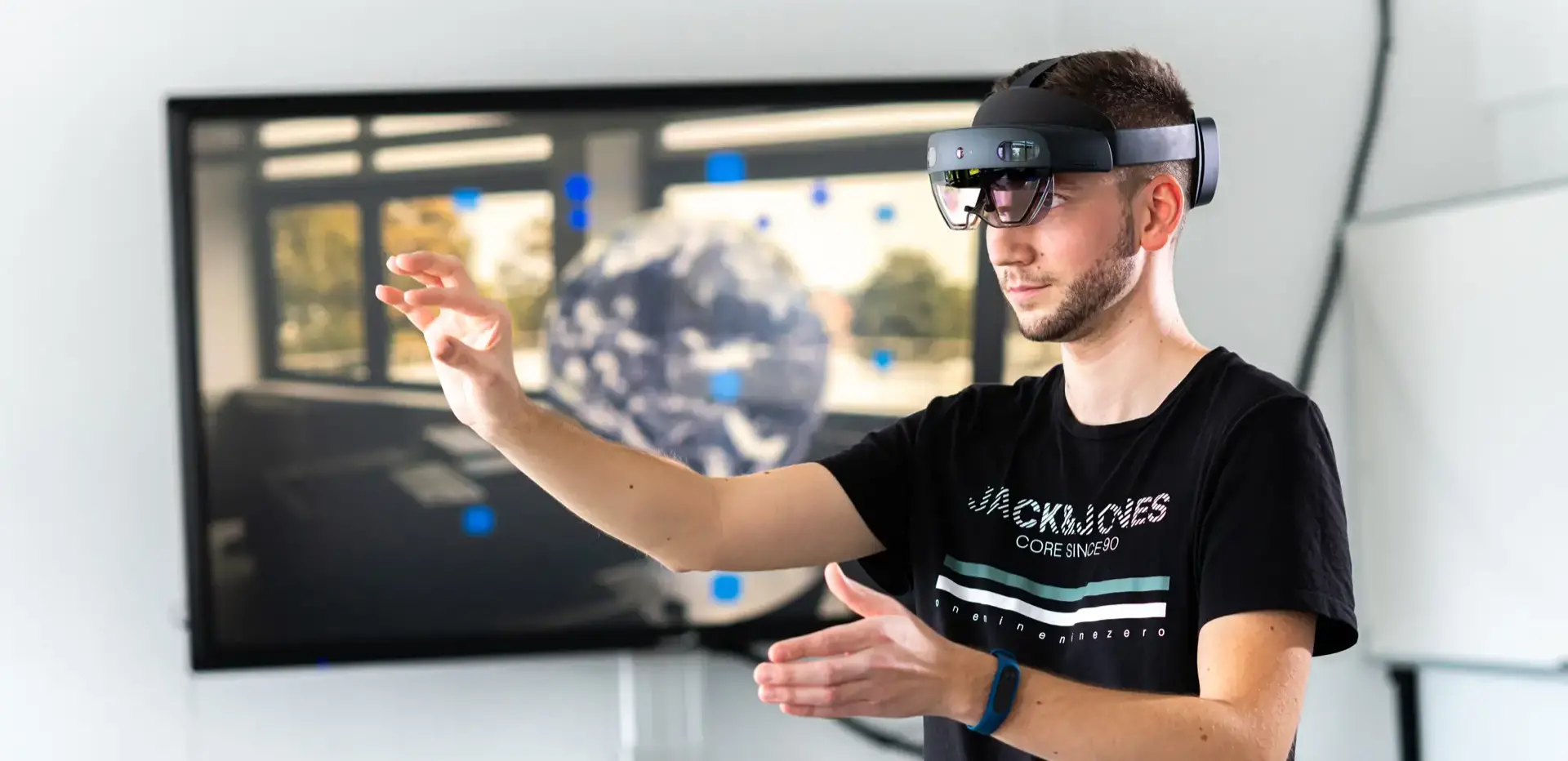 Student mit einer Virtuell reality Brille