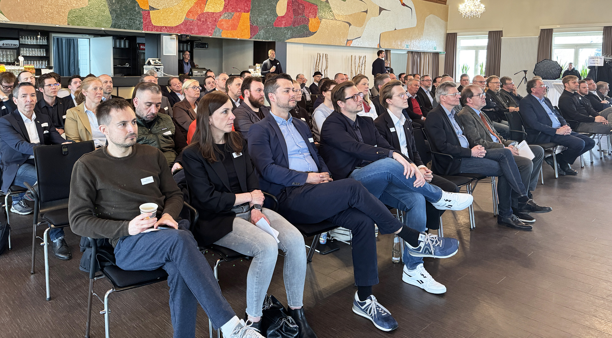 Das vielfältige Programm des Innovationskongresses TransferXChange stieß bei den rund 100 Teilnehmenden aus Wirtschaft und Wissenschaft auf großes Interesse.