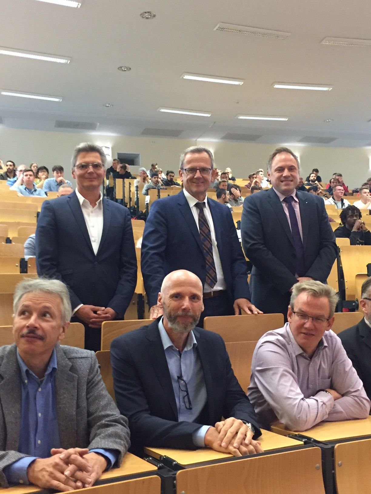 Die neuen Studierenden wurden in Iserlohn von herzlich willkommen geheißen.