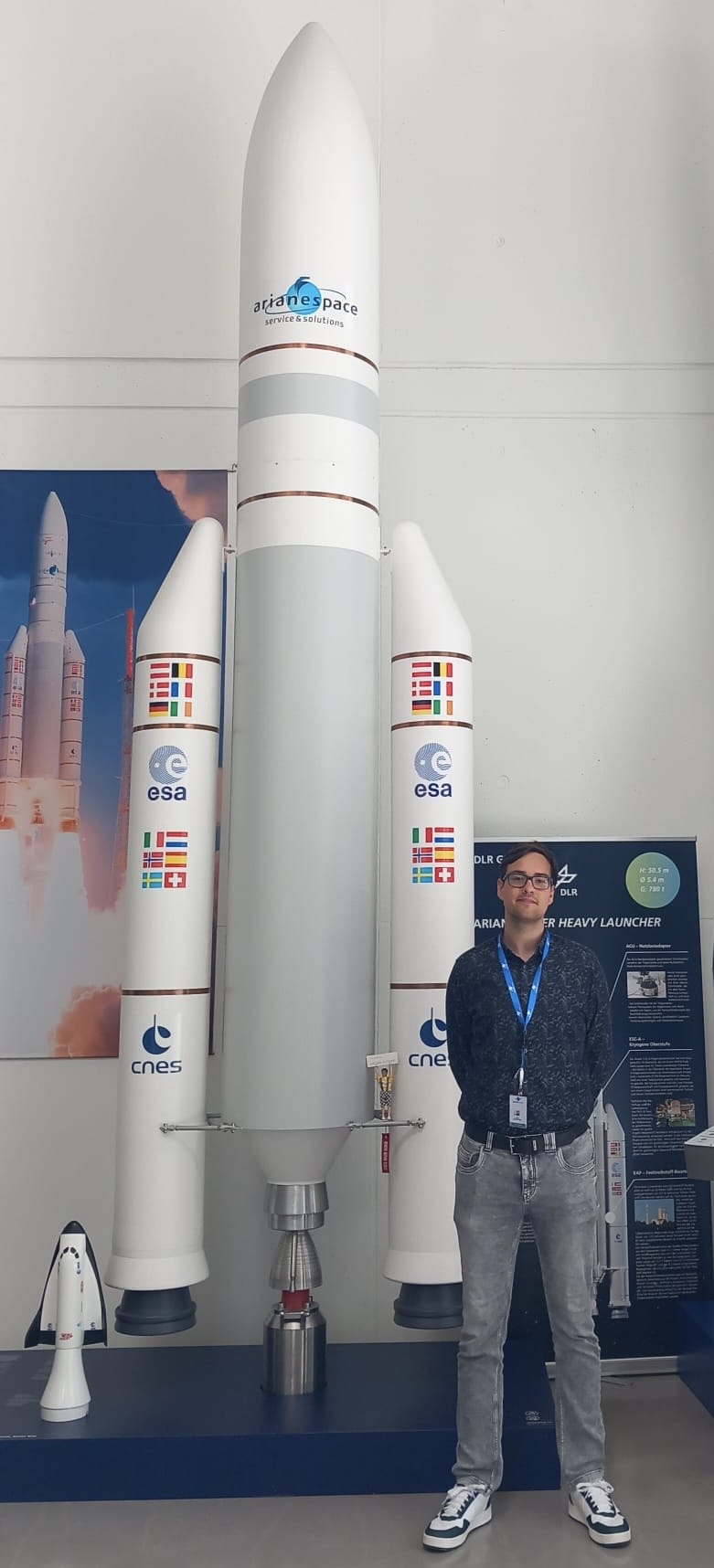 ... mit Rakete