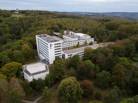 Hochschulgebäude Iserlohn von oben