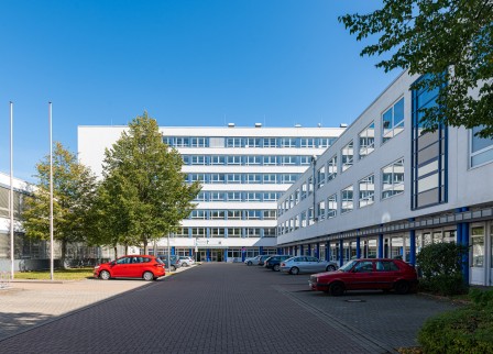 Gebäude und Parkplatz Iserlohn