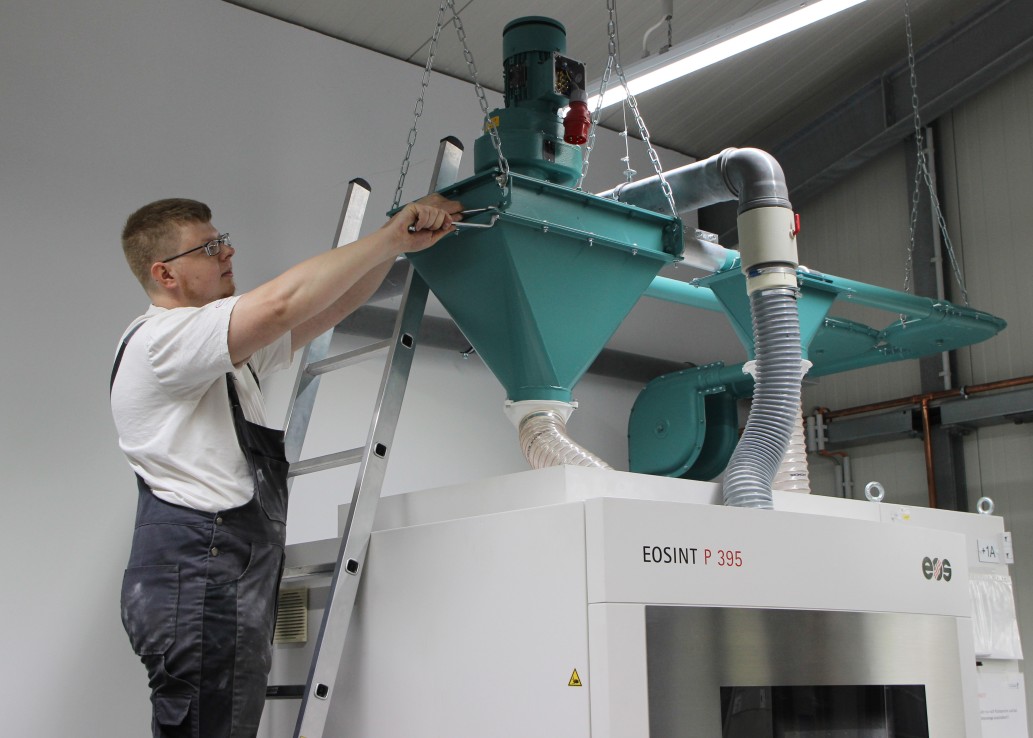 Prof. Dr. Jens Bechthold, Leiter des 3D-Druckzentrums, hat den Studenten bei seiner Bachelor-Arbeit fachlich unterstützt.